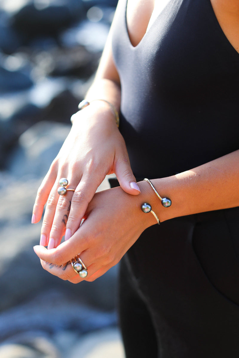 Balance Cuff - Tahitian Pearls